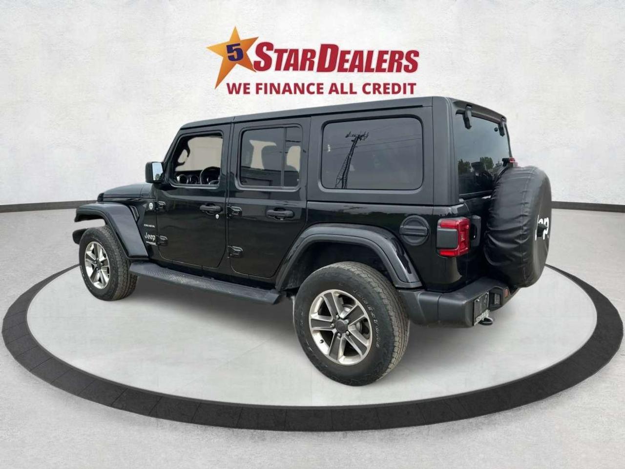 2021 Jeep Wrangler Sahara 4X4 OFFROAD TRIP READY WE FINANCE! Photo4