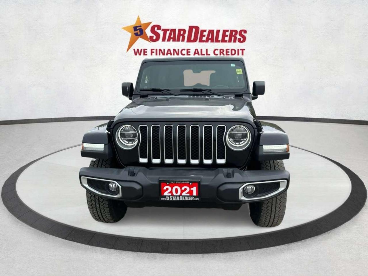 2021 Jeep Wrangler Sahara 4X4 OFFROAD TRIP READY WE FINANCE! Photo5