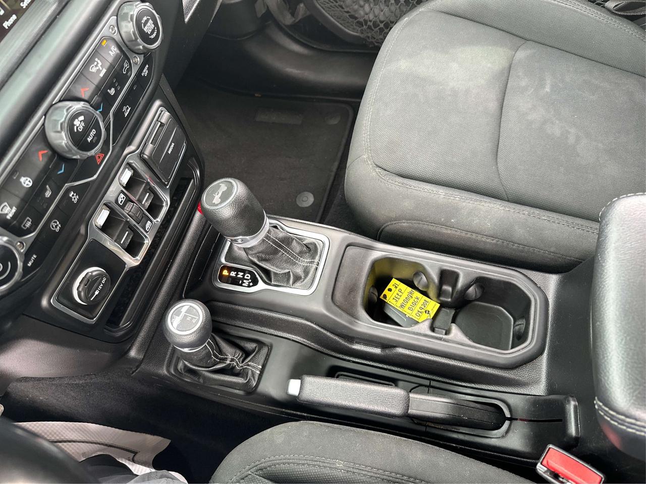2021 Jeep Wrangler Sahara 4X4 OFFROAD TRIP READY WE FINANCE! Photo