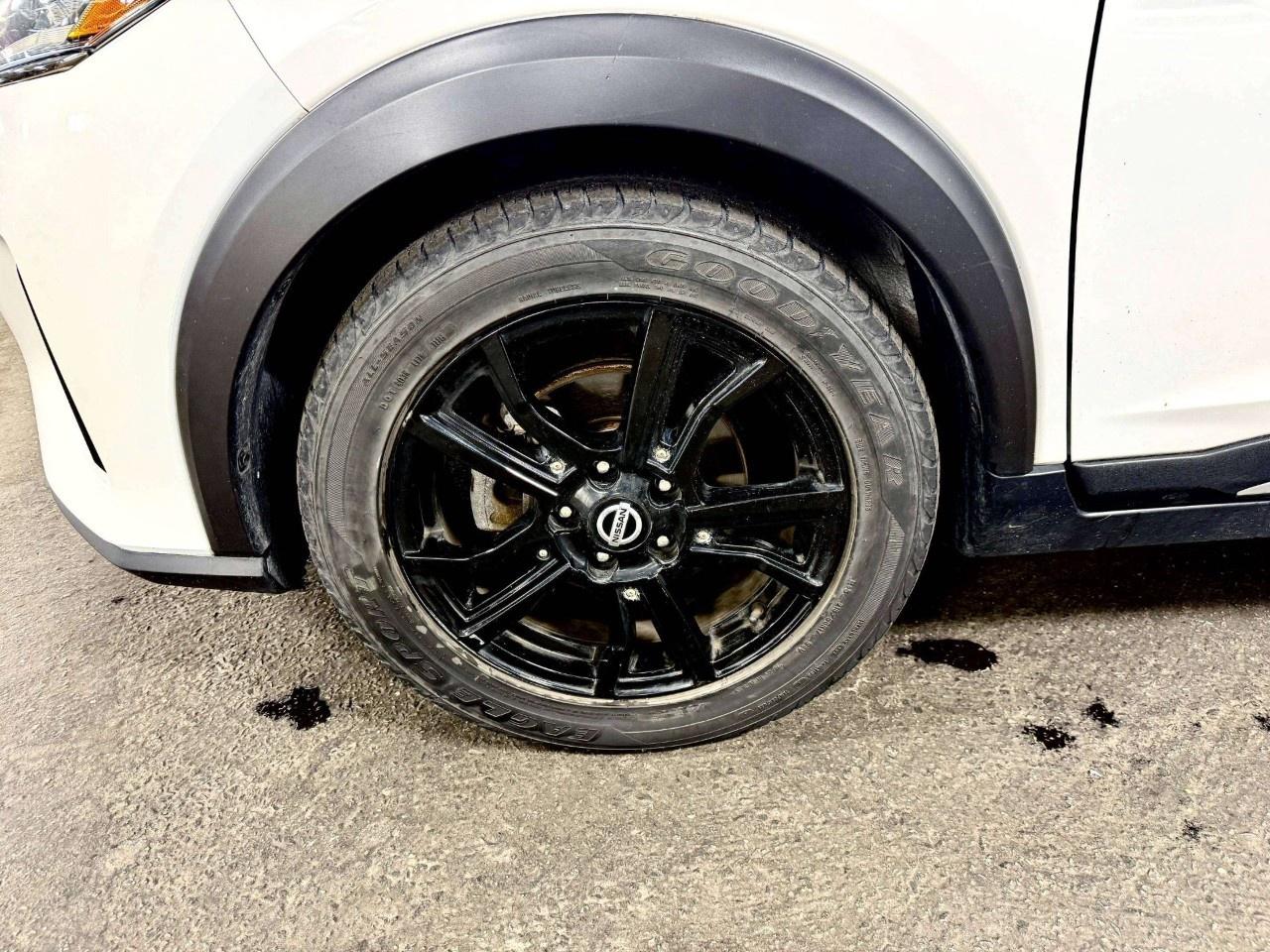 2021 Nissan Kicks SR FWD Photo
