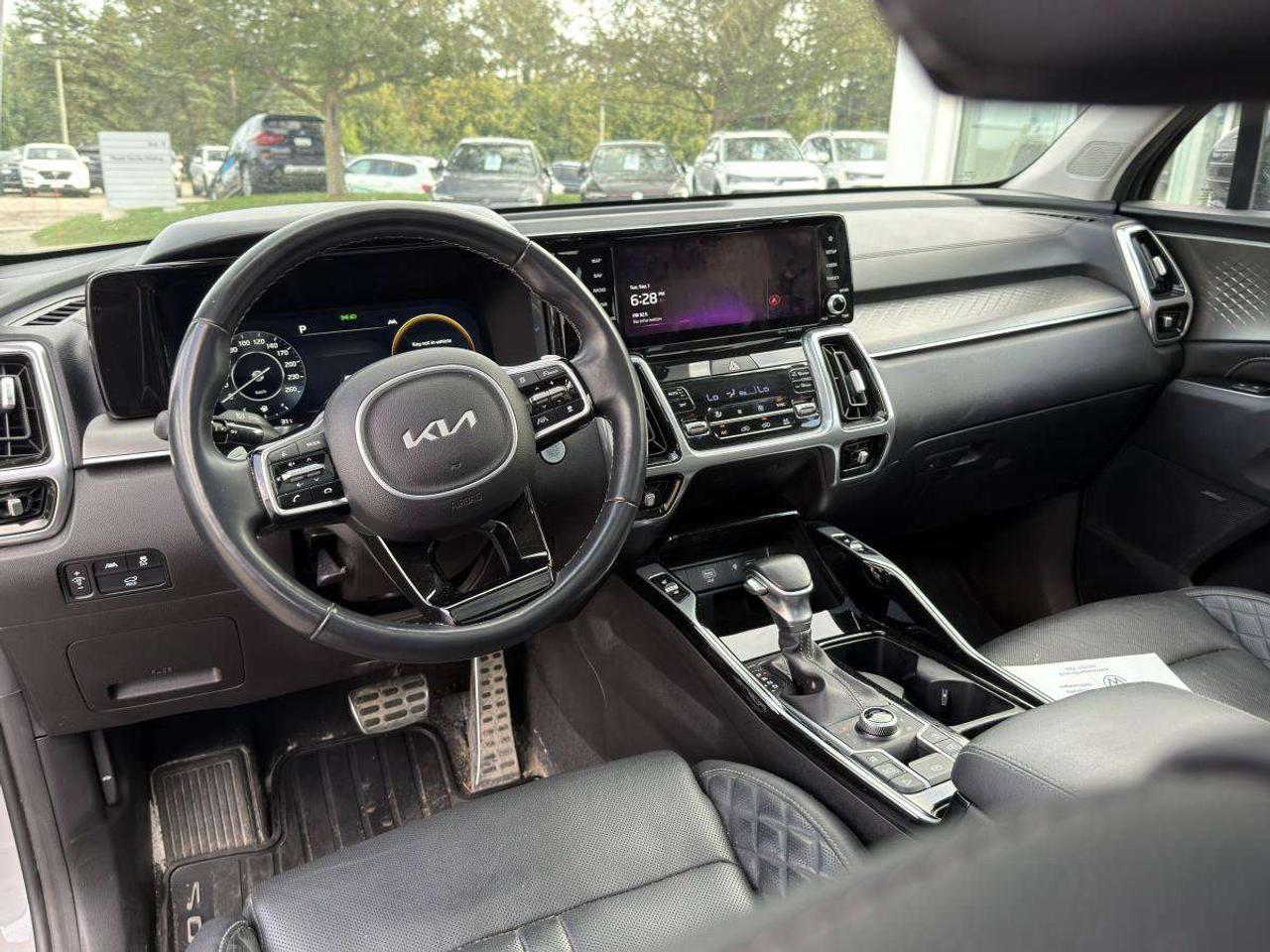 2023 Kia Sorento ONE OWNER, ACCIDENT-FREE, SUNROOF, NEW TIRES Photo