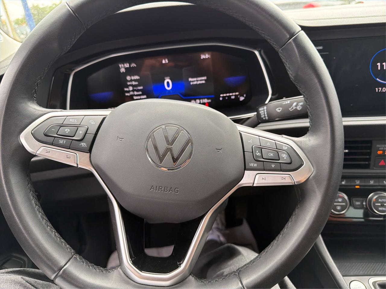 2024 Volkswagen Jetta Comfortline LEATHER SEATS WE FINANCE ALL CREDIT! Photo