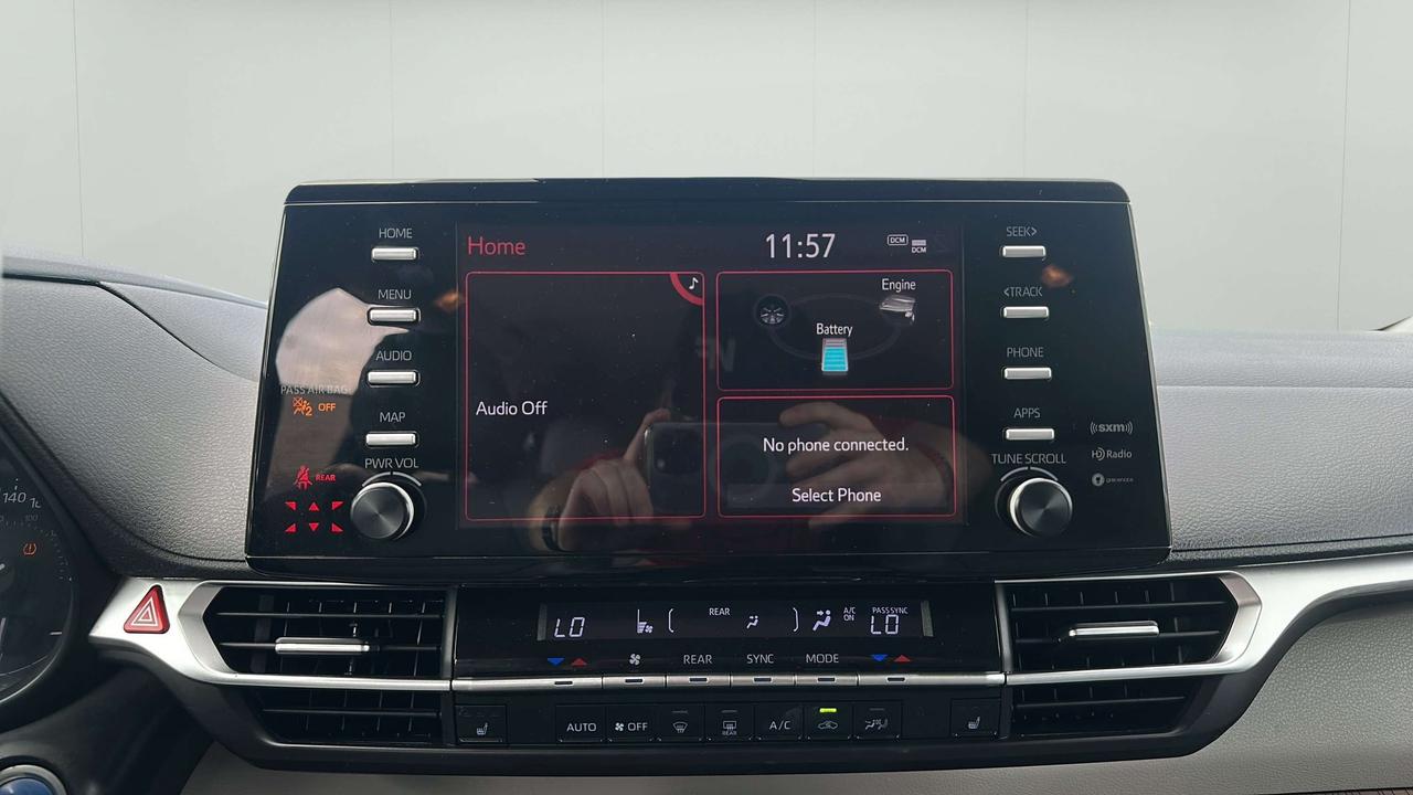 2021 Toyota Sienna XLE Photo