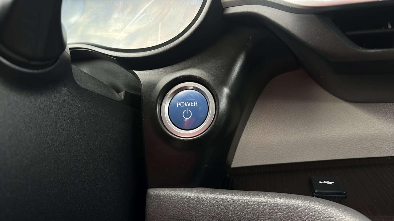 2021 Toyota Sienna XLE Photo
