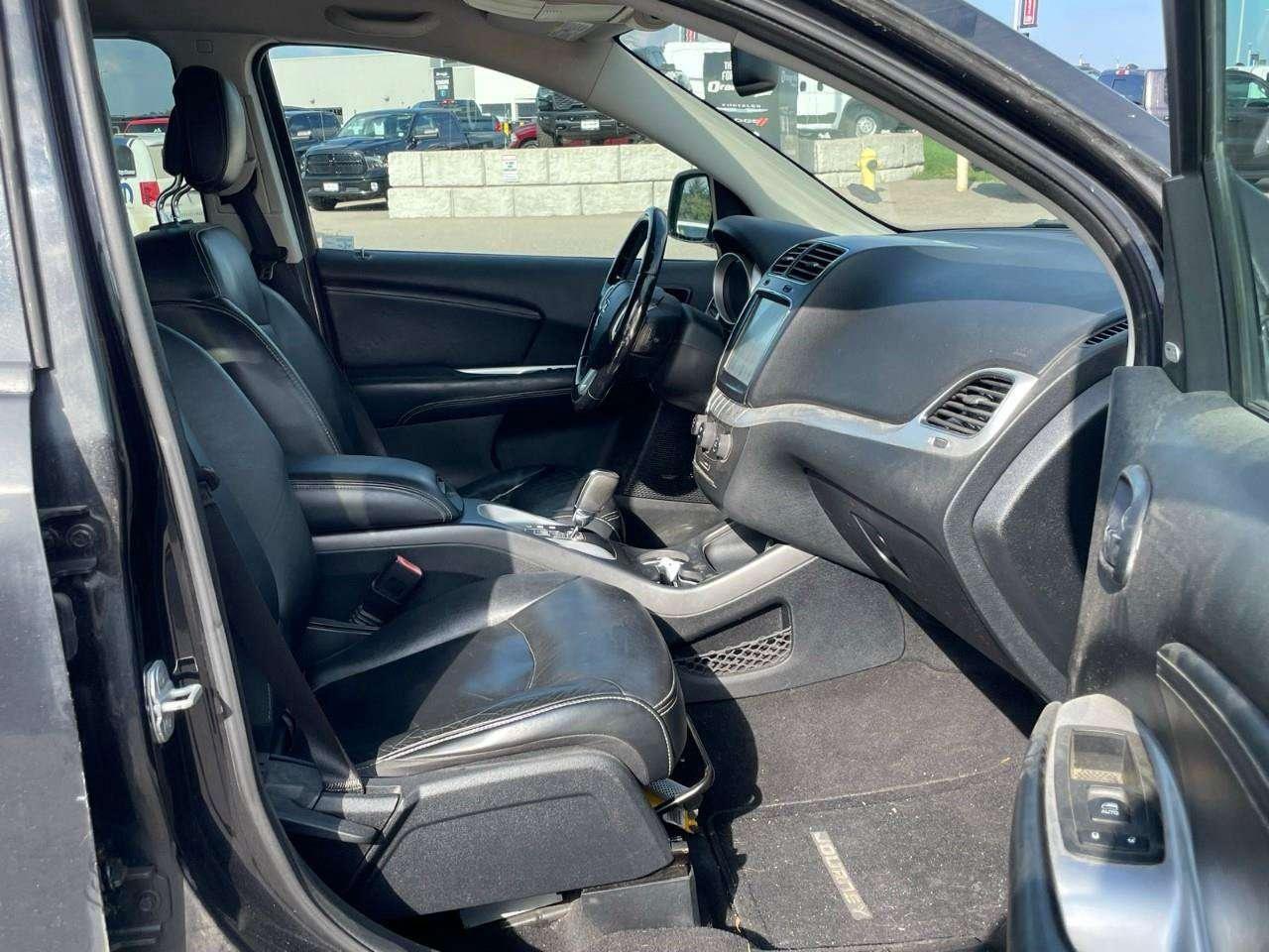 2011 Dodge Journey LEATHER   REMOTE START   XM RADIO Photo