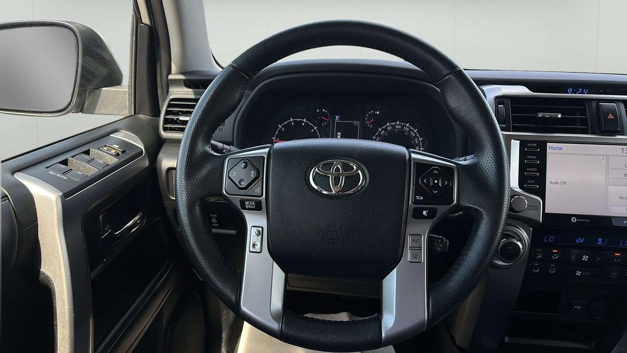 2020 Toyota 4Runner BASE Photo