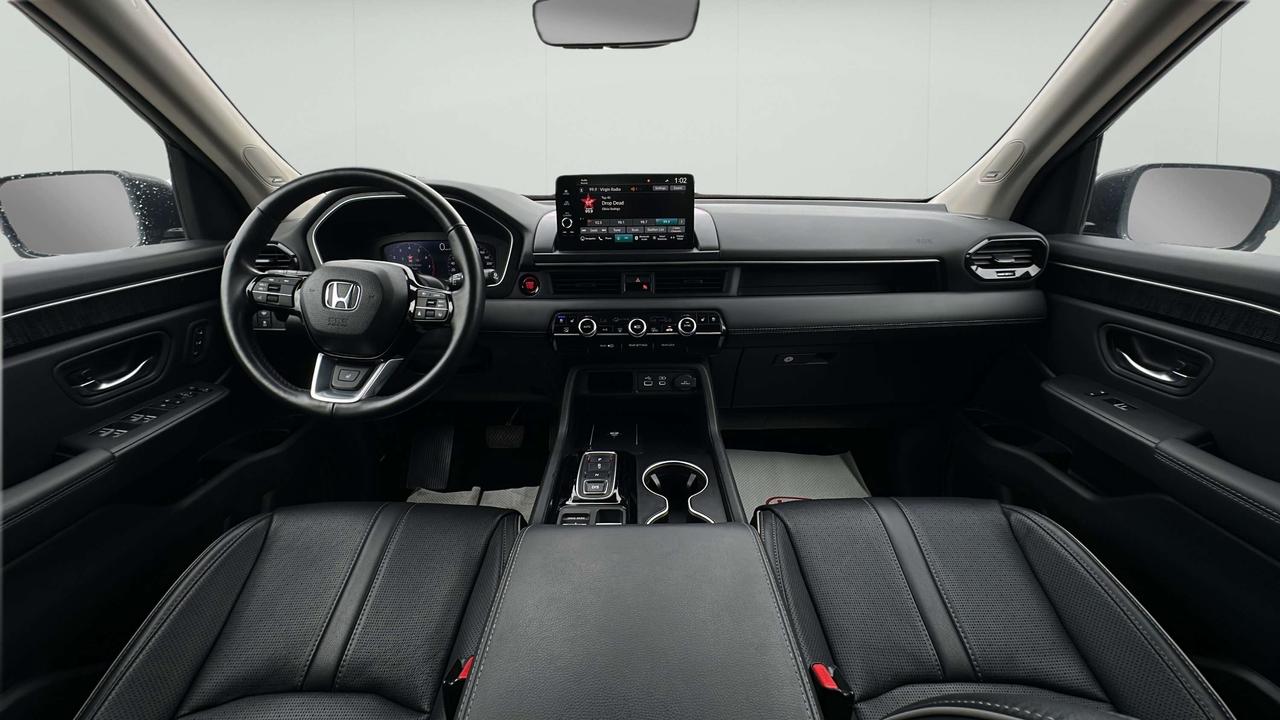 2024 Honda Pilot Touring Photo