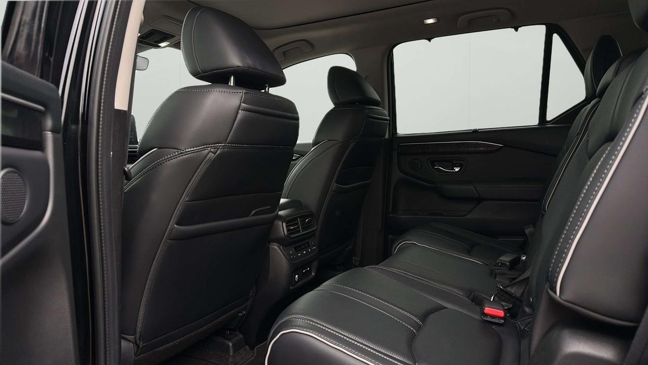2024 Honda Pilot Touring Photo