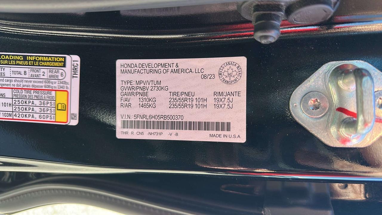 2024 Honda Odyssey Black Edition Photo
