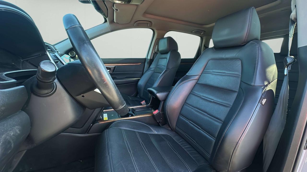 2022 Honda CR-V Touring Photo
