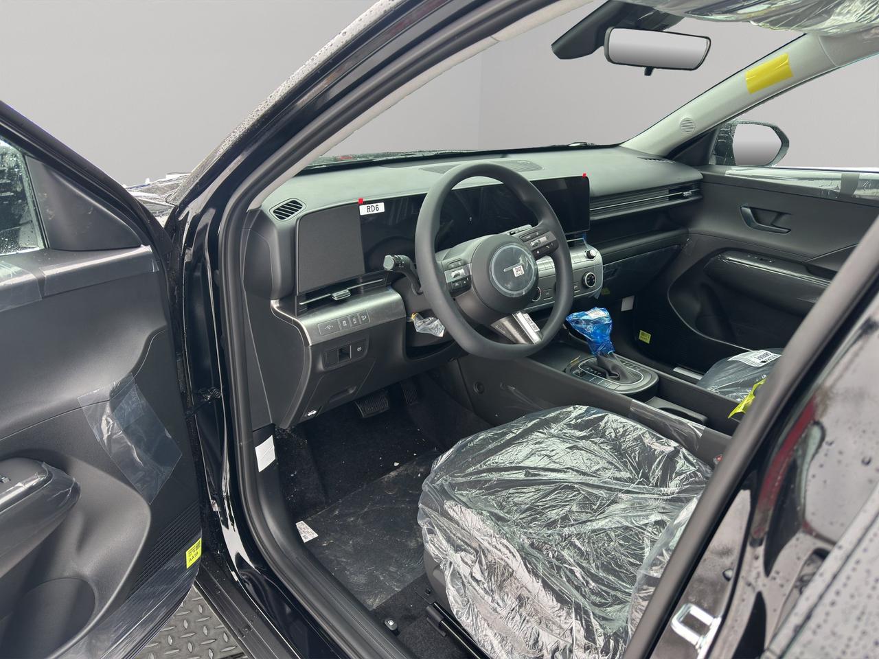 2027 Hyundai KONA Essential Photo