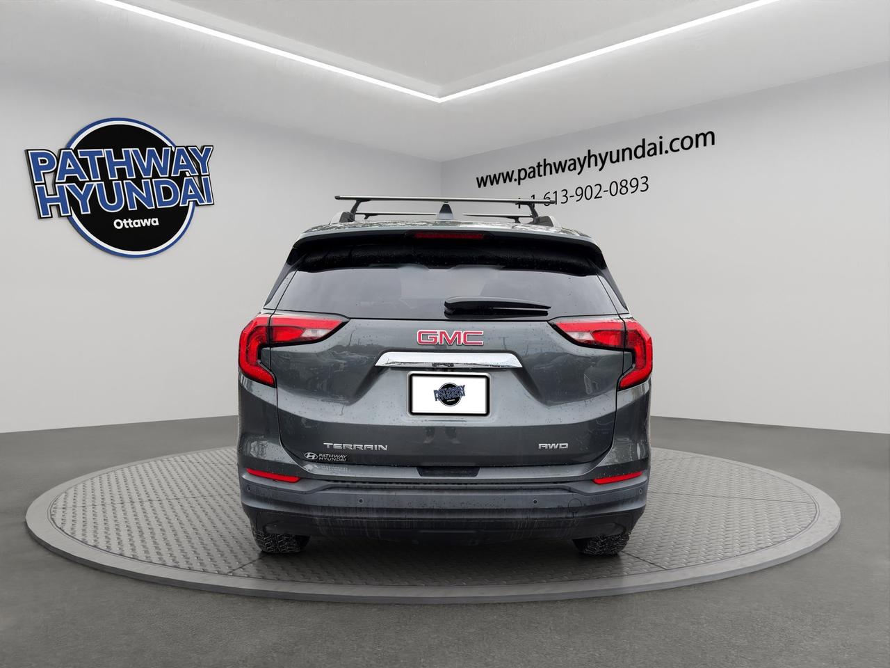 2020 GMC Terrain SLE | Front Collision Mitigation & Warning | Lane Departure Warning | Lane Keep Assist Photo