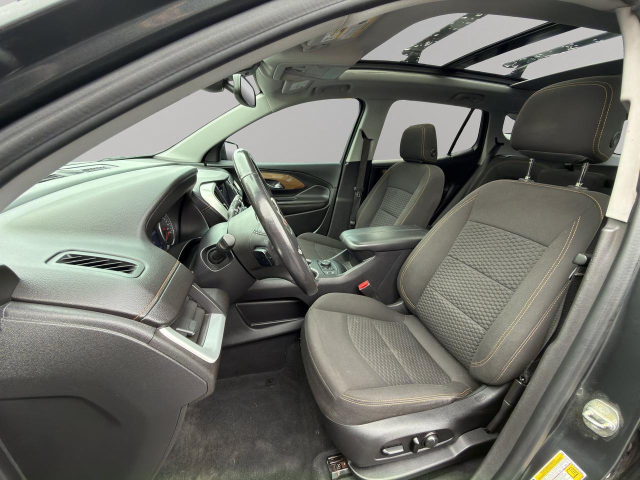 2020 GMC Terrain SLE | Front Collision Mitigation & Warning | Lane Departure Warning | Lane Keep Assist Photo