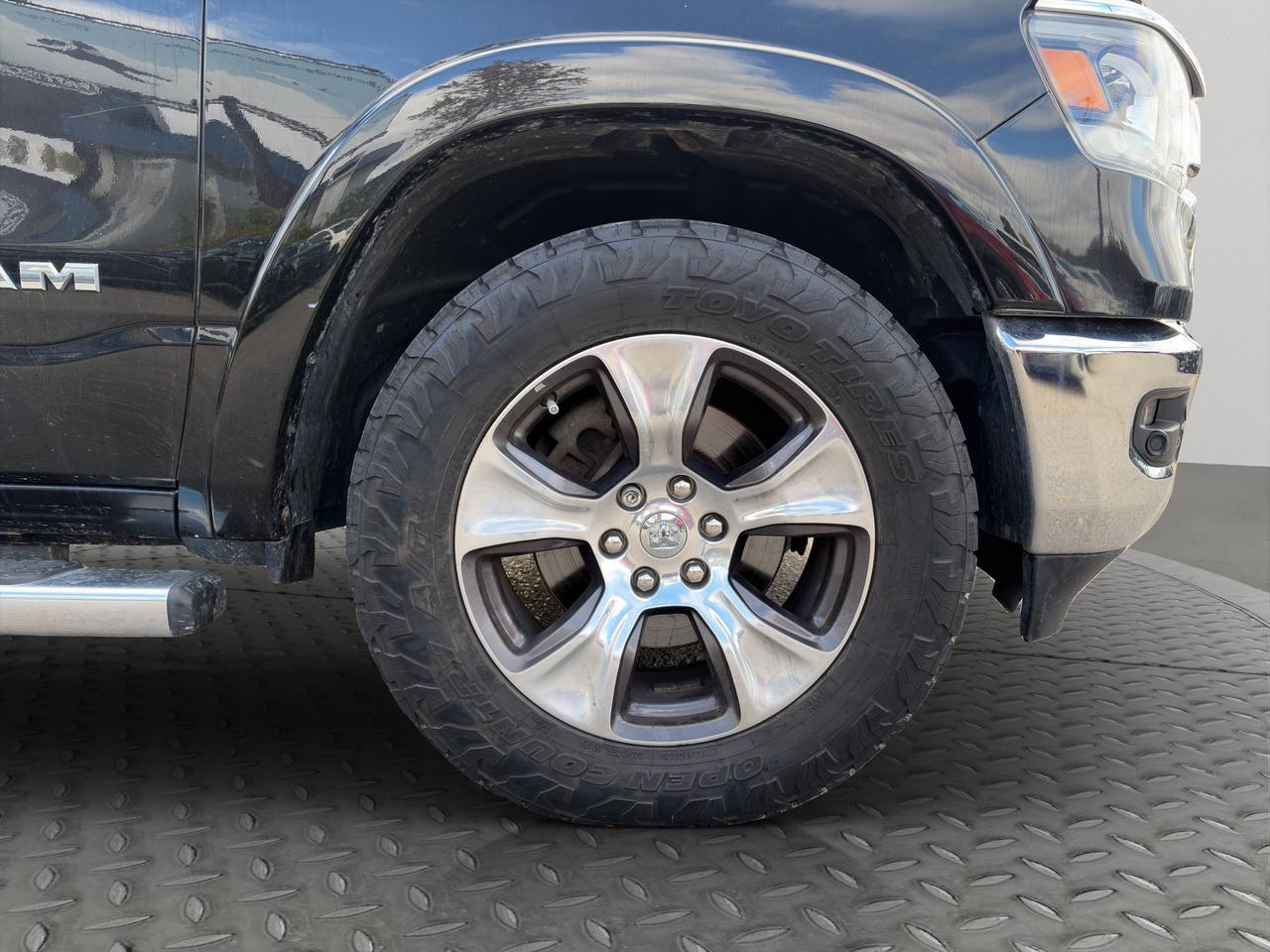 2019 RAM 1500 Laramie | 5.7 Lt V8 | 12,750lbs Towing Cap | Sunroof | Advanced Safety Group (ALP) | Photo