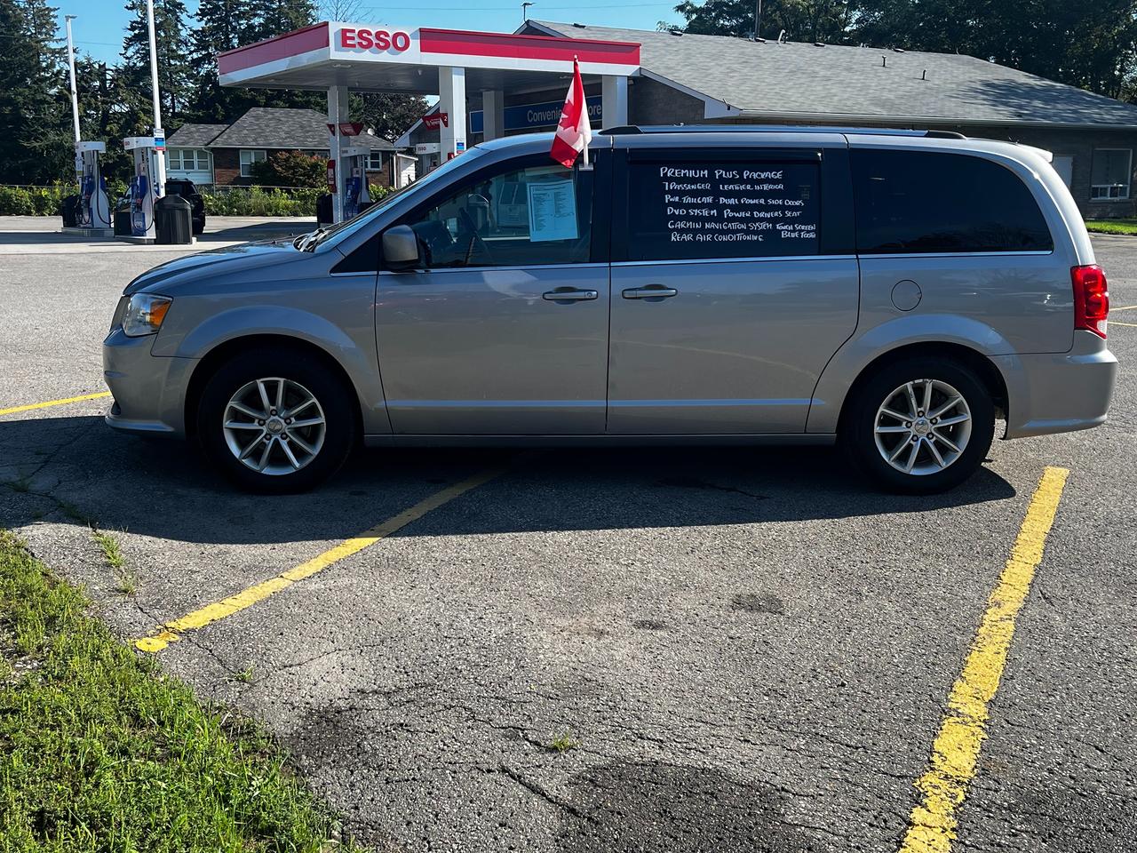 2018 Dodge Grand Caravan SXT Premium Plus 7 Passenger 3.6ltr V6 + Warranty - Photo #1
