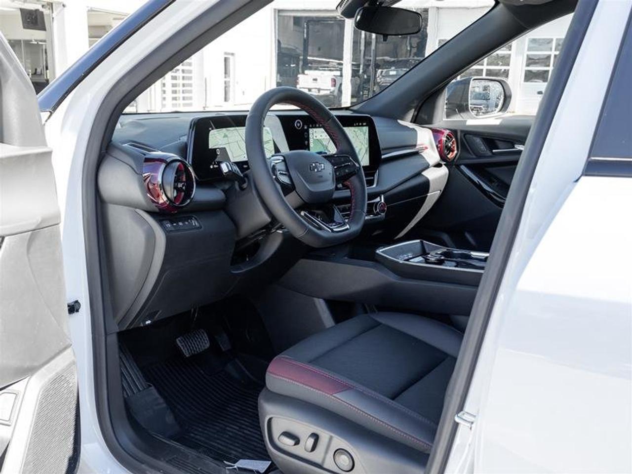 2027 Chevrolet Equinox RS Photo