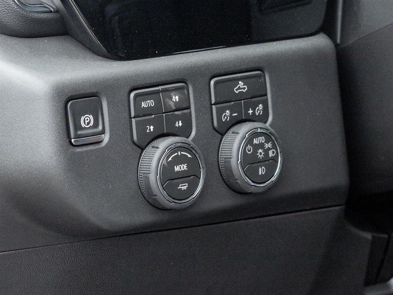 2026 Chevrolet Silverado 1500 LT Trail Boss Photo