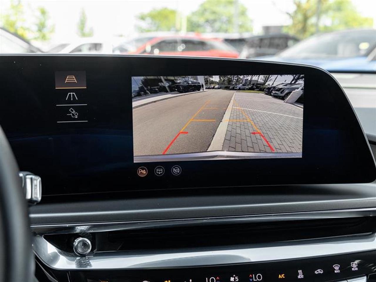 2024 Cadillac LYRIQ 4dr Tech w/1SA Photo