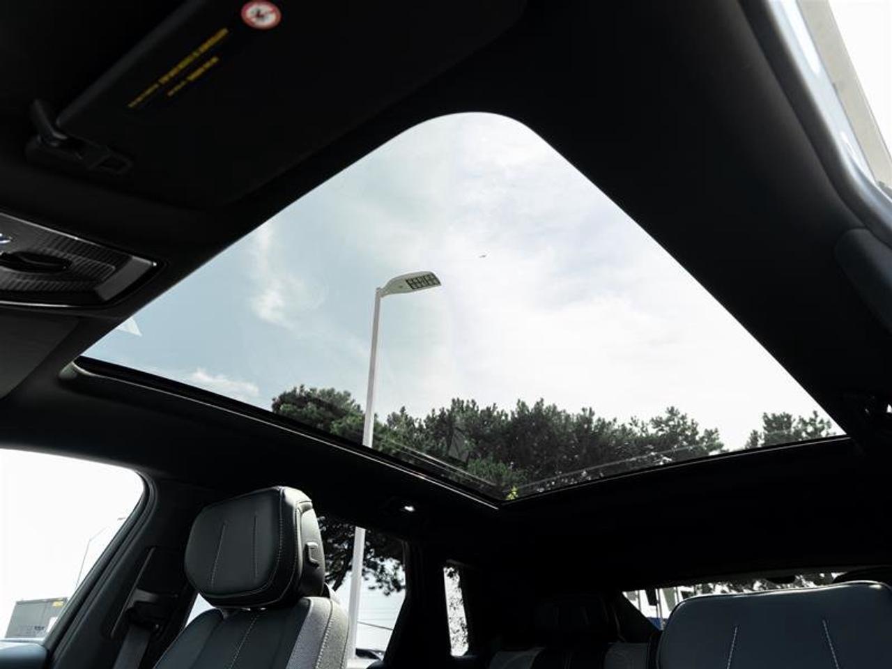 2024 Cadillac LYRIQ 4dr Tech w/1SA Photo