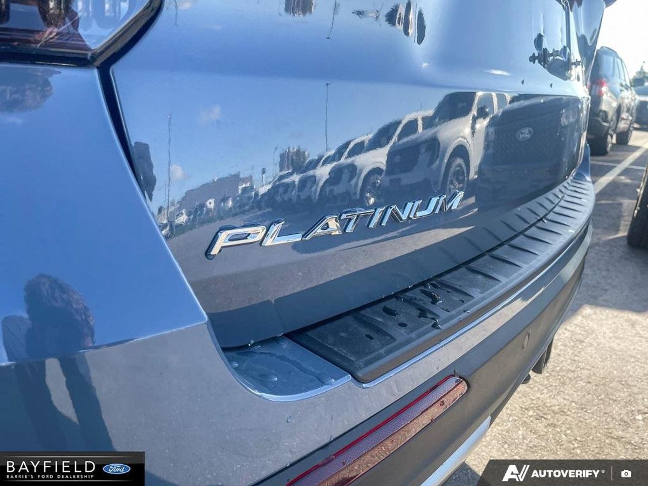 2027 Ford Explorer Platinum Photo