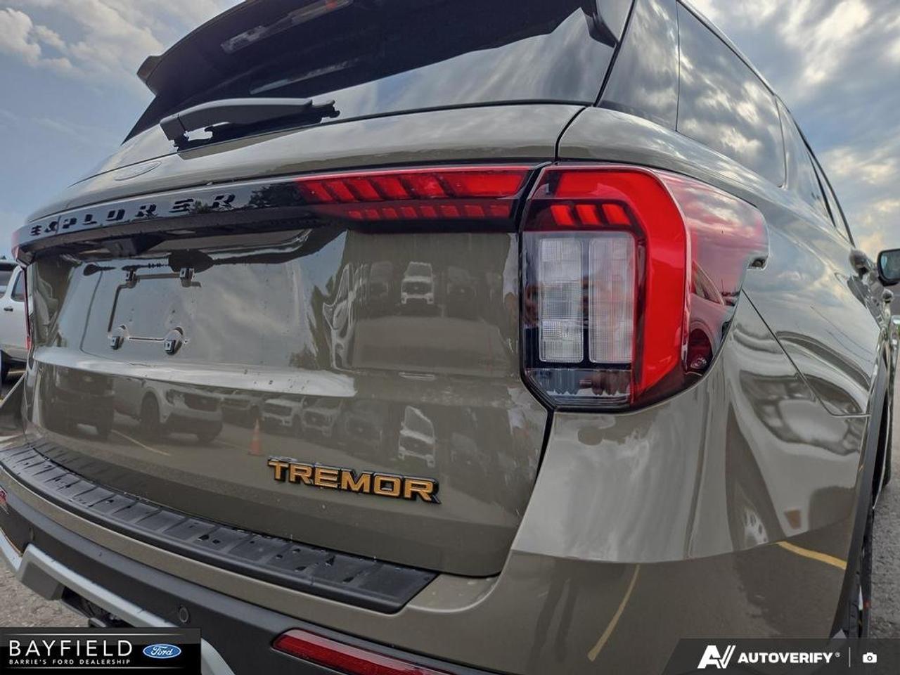 2027 Ford Explorer TREMOR Photo