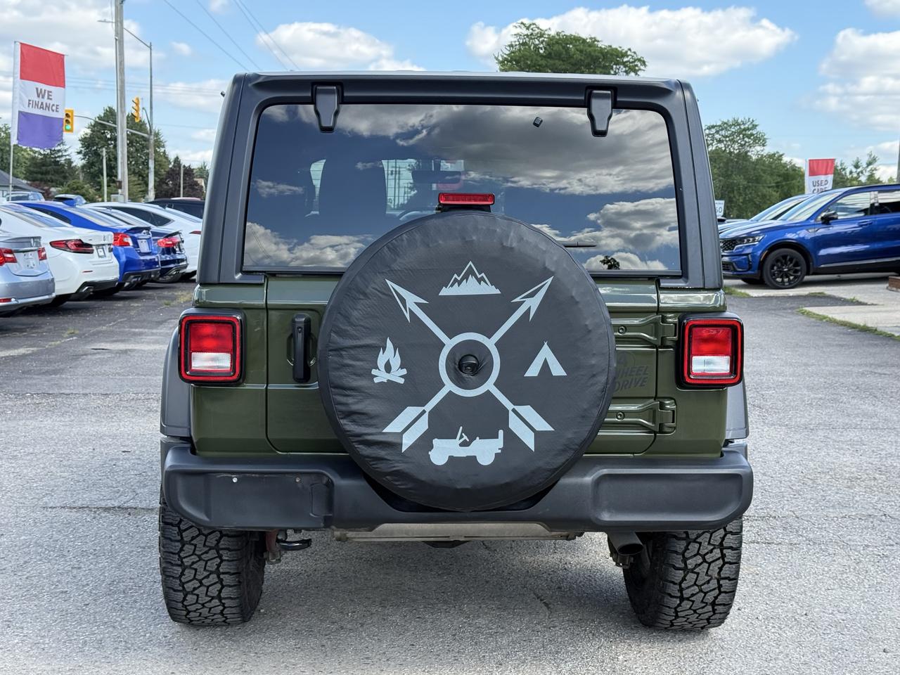 2022 Jeep Wrangler UNLIMITED WILLYS 4X4 Photo3