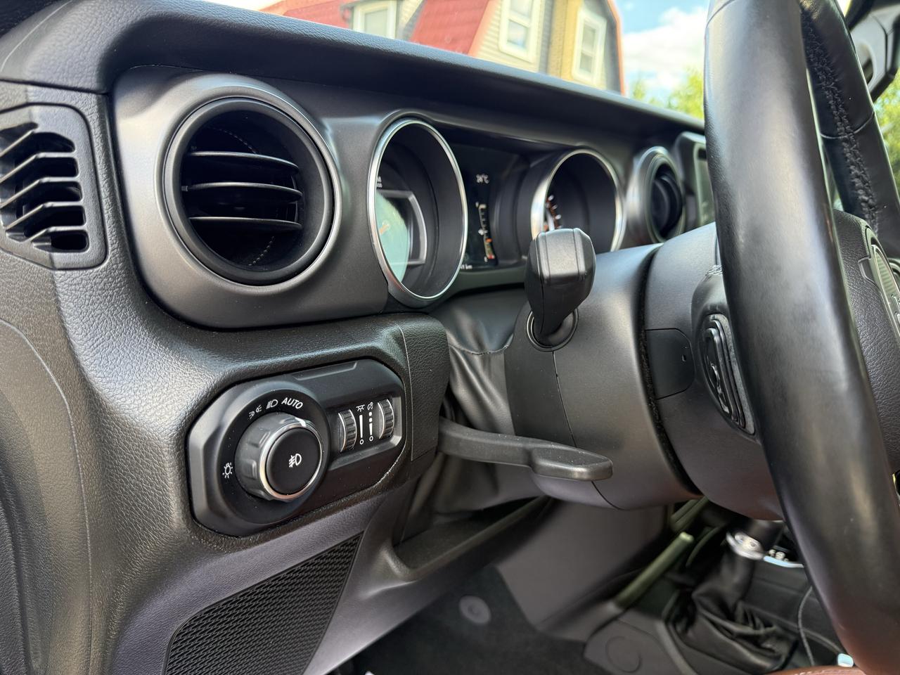 2022 Jeep Wrangler UNLIMITED WILLYS 4X4 Photo