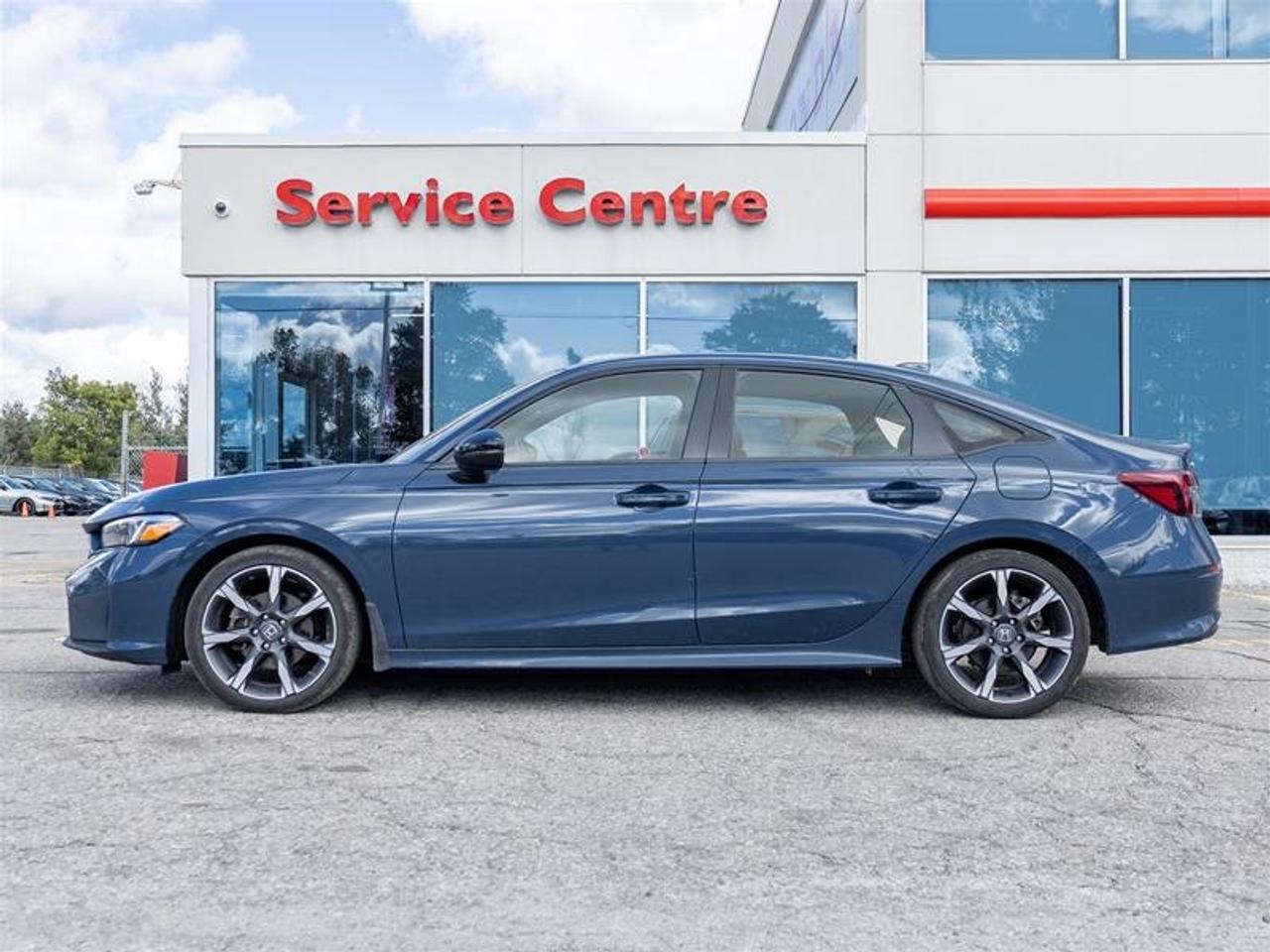 2025 Honda Civic Hybrid Sport Touring eCVT Sedan Photo
