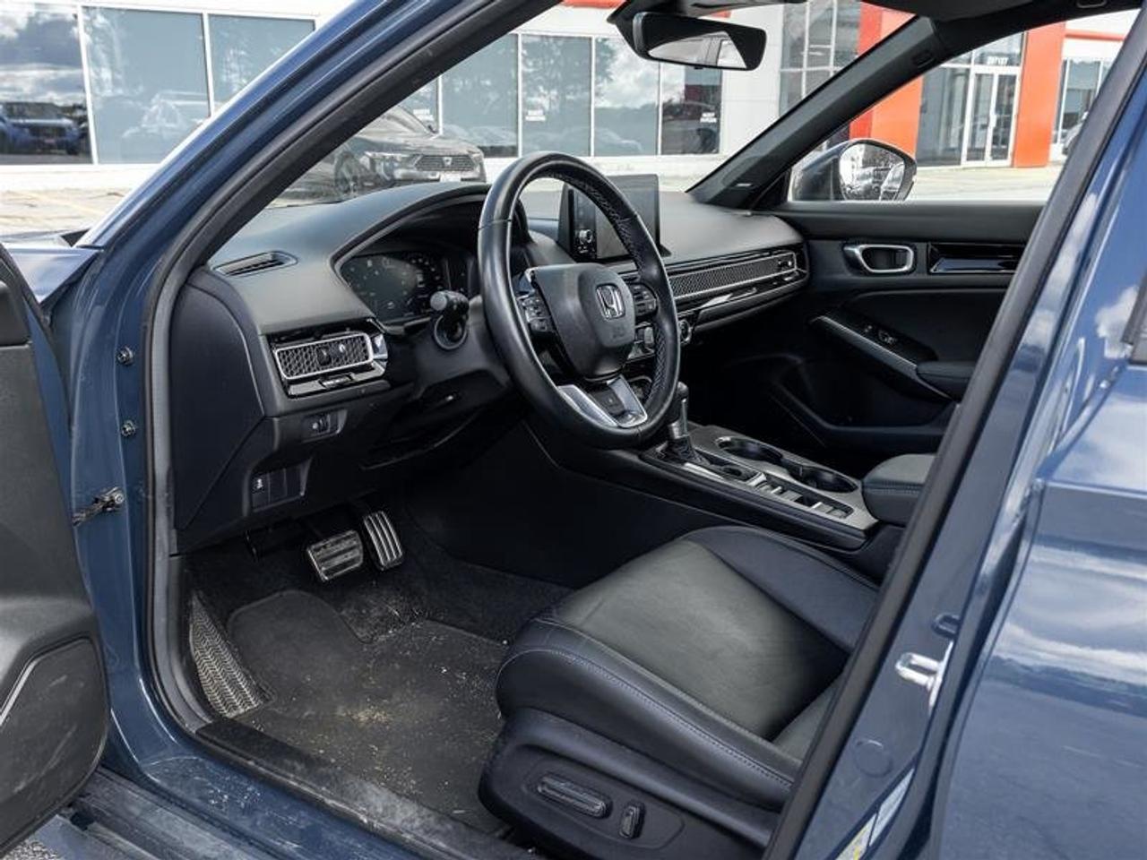 2025 Honda Civic Hybrid Sport Touring eCVT Sedan Photo