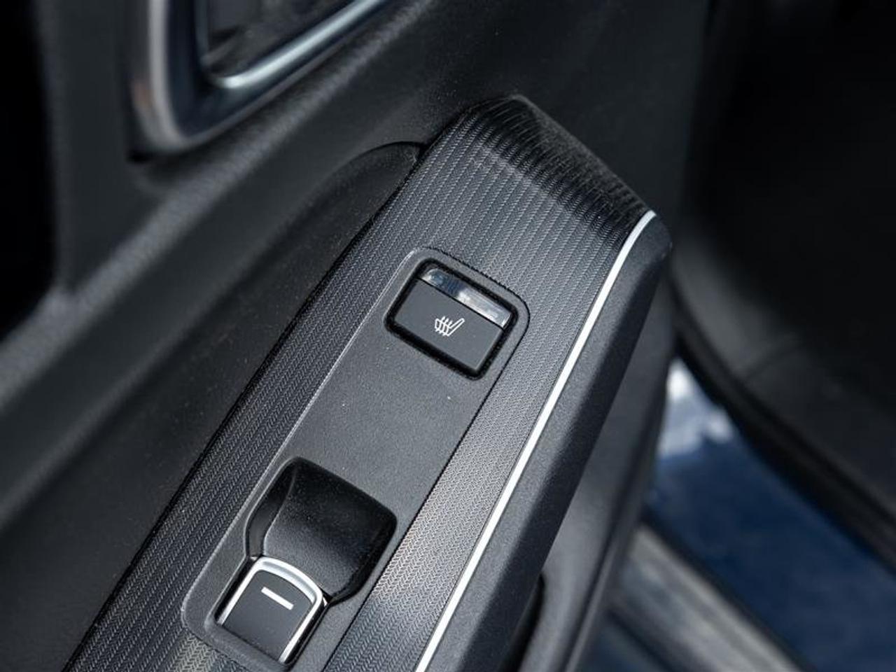 2025 Honda Civic Hybrid Sport Touring eCVT Sedan Photo