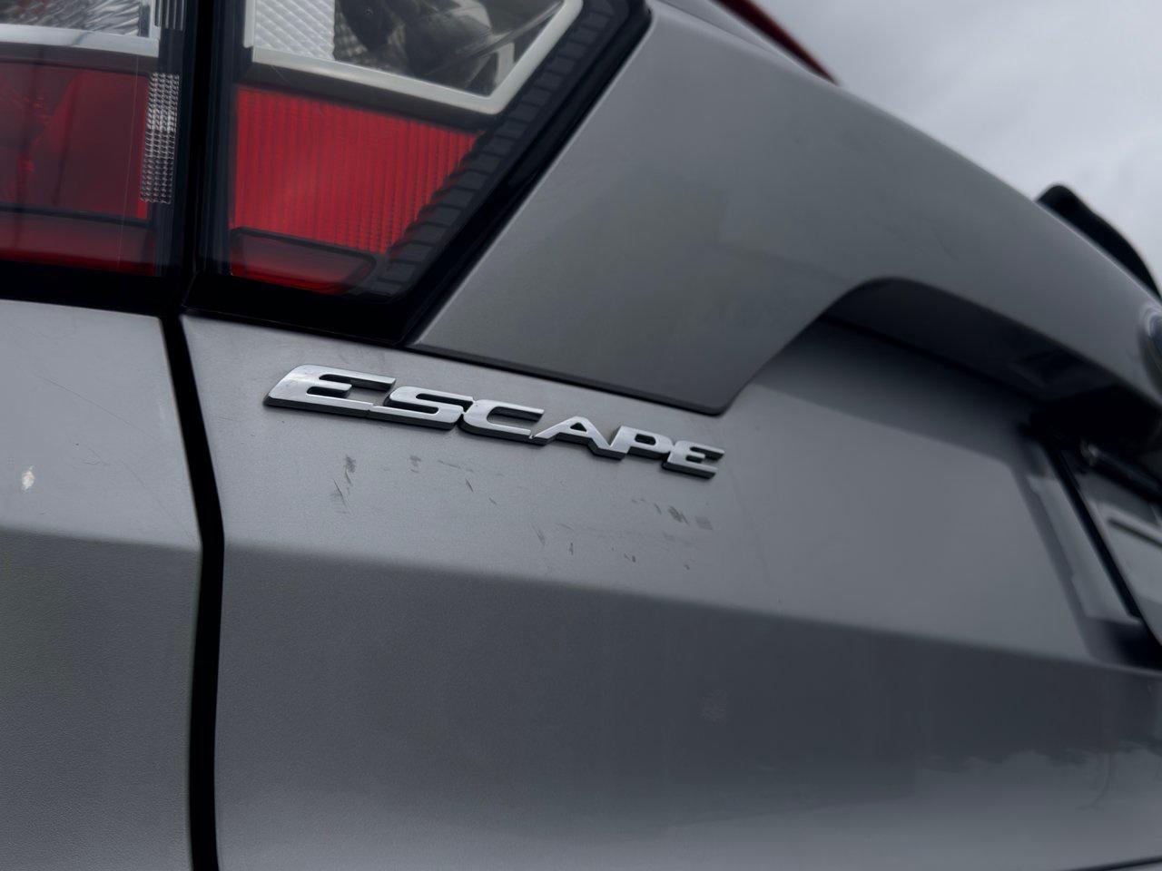 2017 Ford Escape Titanium 4WD Photo