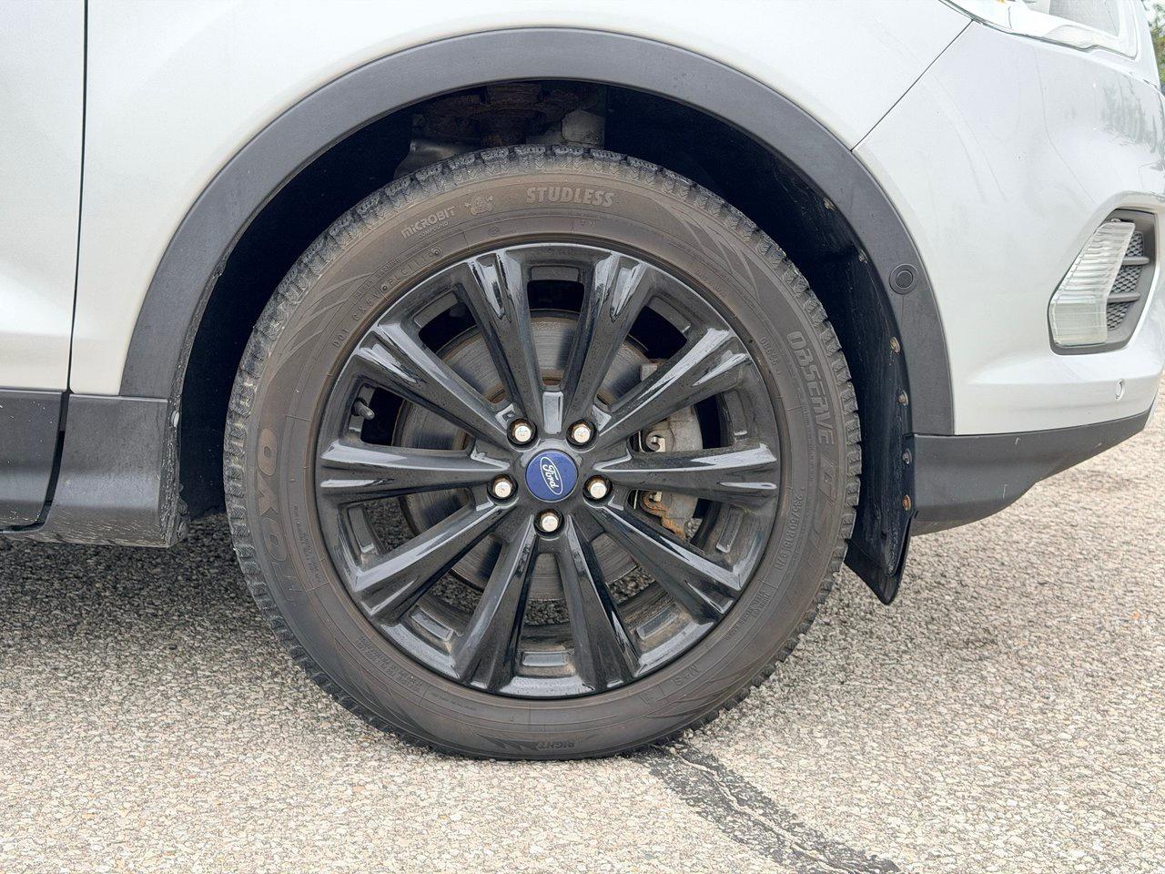2017 Ford Escape Titanium 4WD Photo