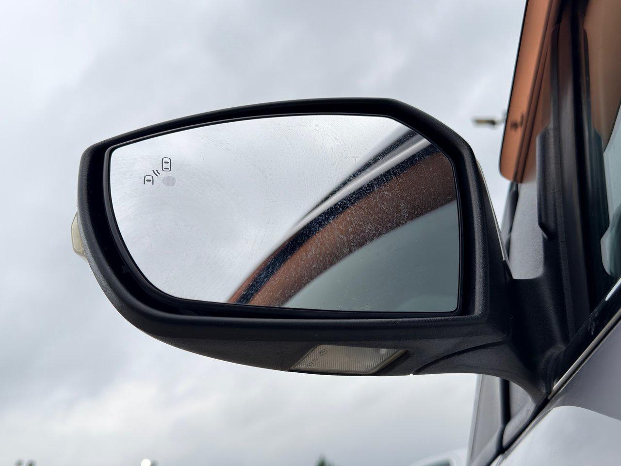 2017 Ford Escape Titanium 4WD Photo