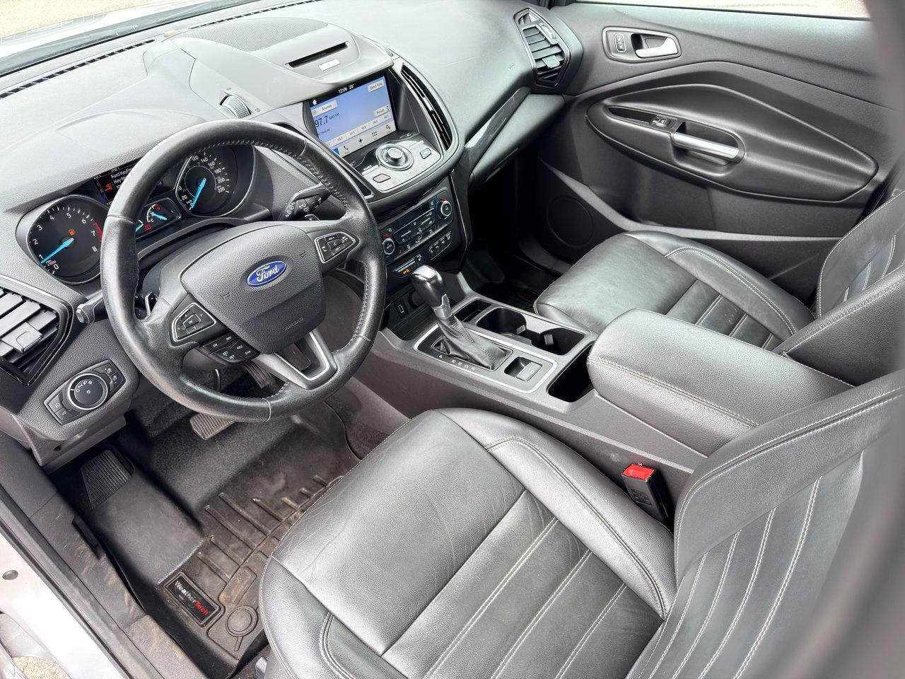 2017 Ford Escape Titanium 4WD Photo