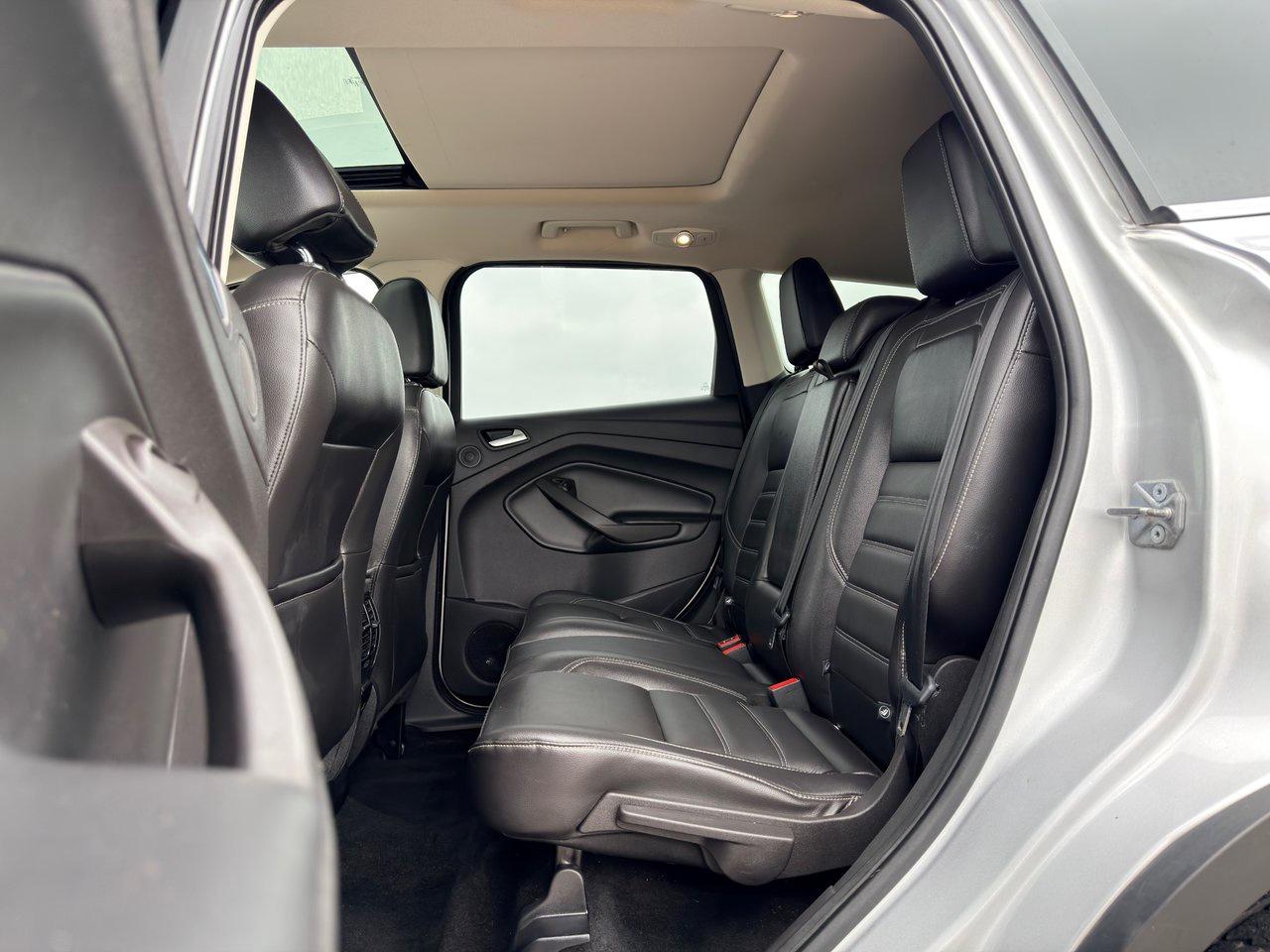 2017 Ford Escape Titanium 4WD Photo