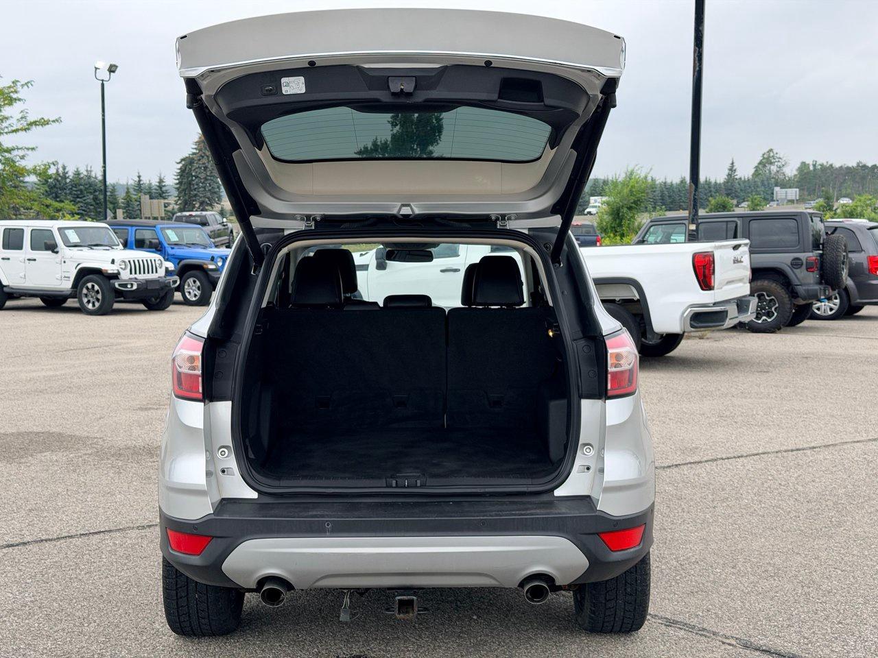 2017 Ford Escape Titanium 4WD Photo