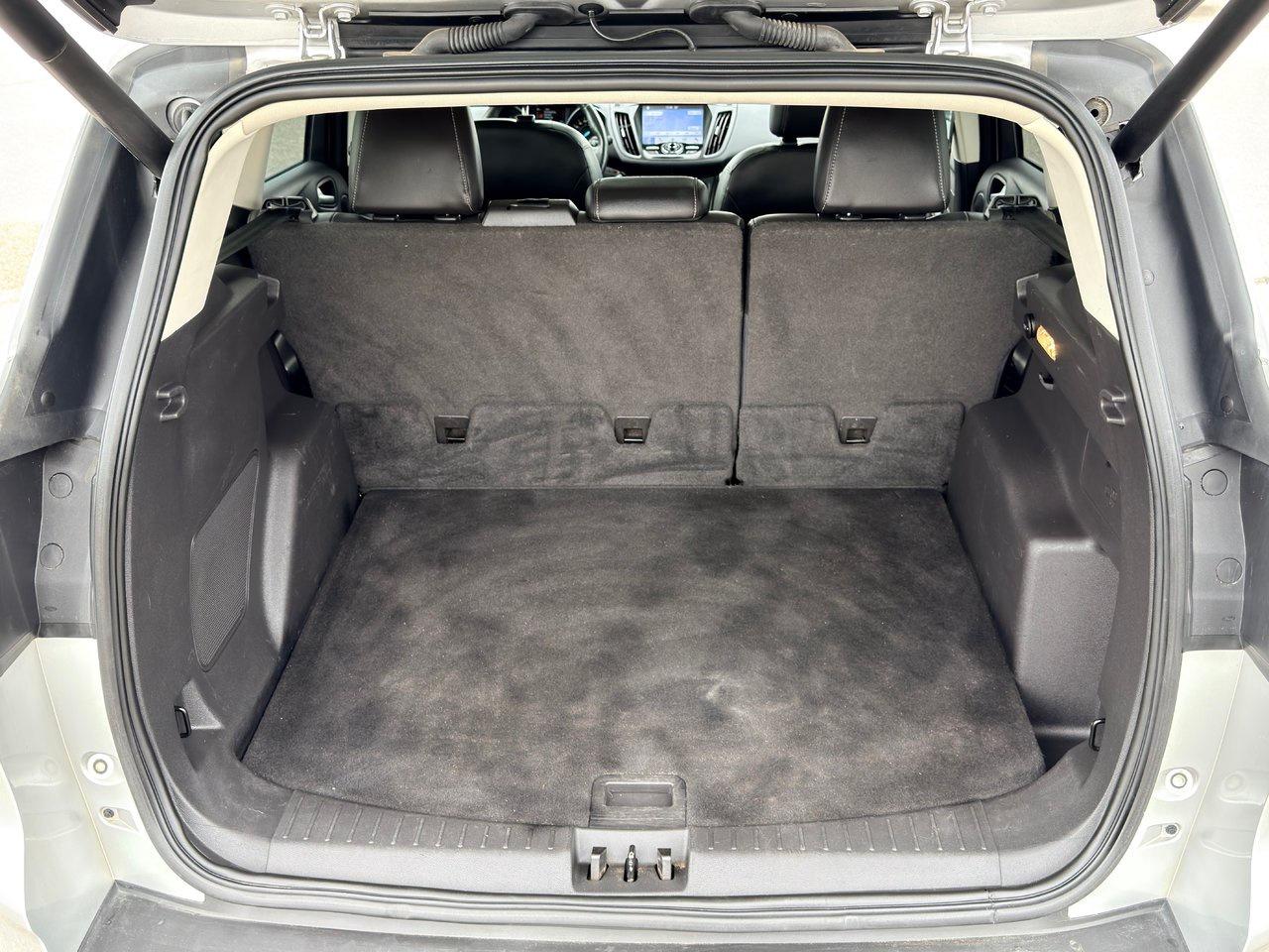 2017 Ford Escape Titanium 4WD Photo