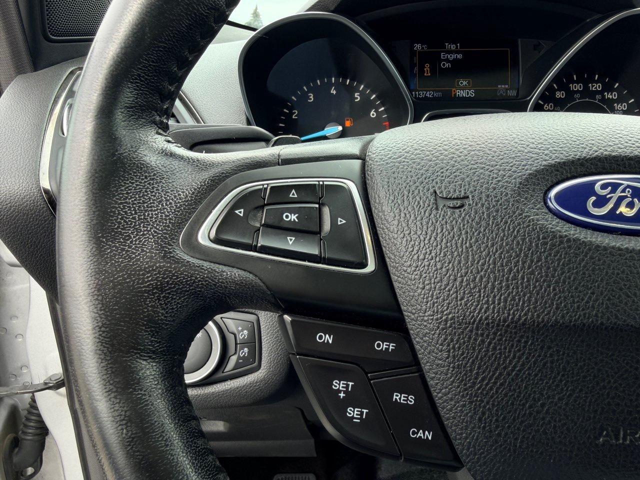 2017 Ford Escape Titanium 4WD Photo