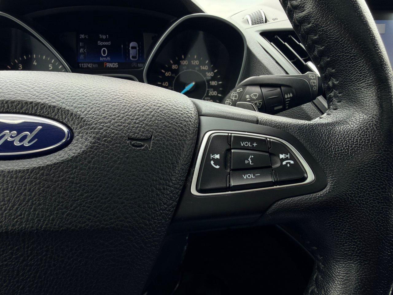 2017 Ford Escape Titanium 4WD Photo