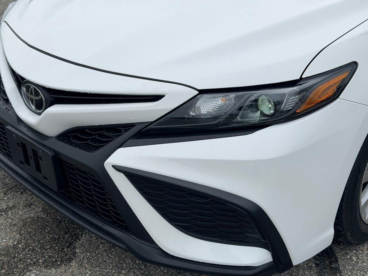 2023 Toyota Camry SE Photo