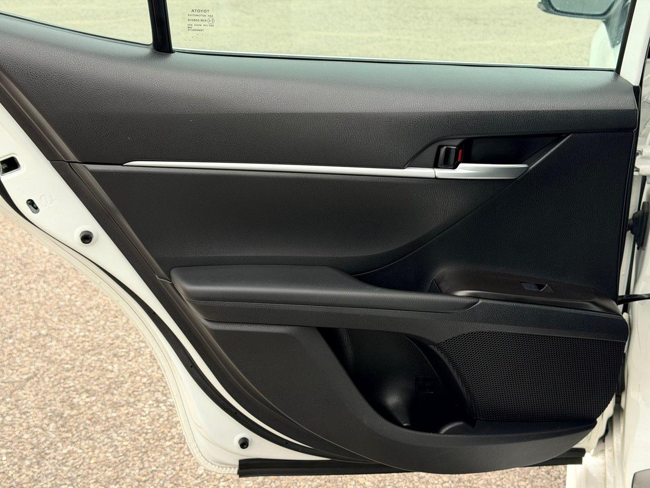 2023 Toyota Camry SE Photo