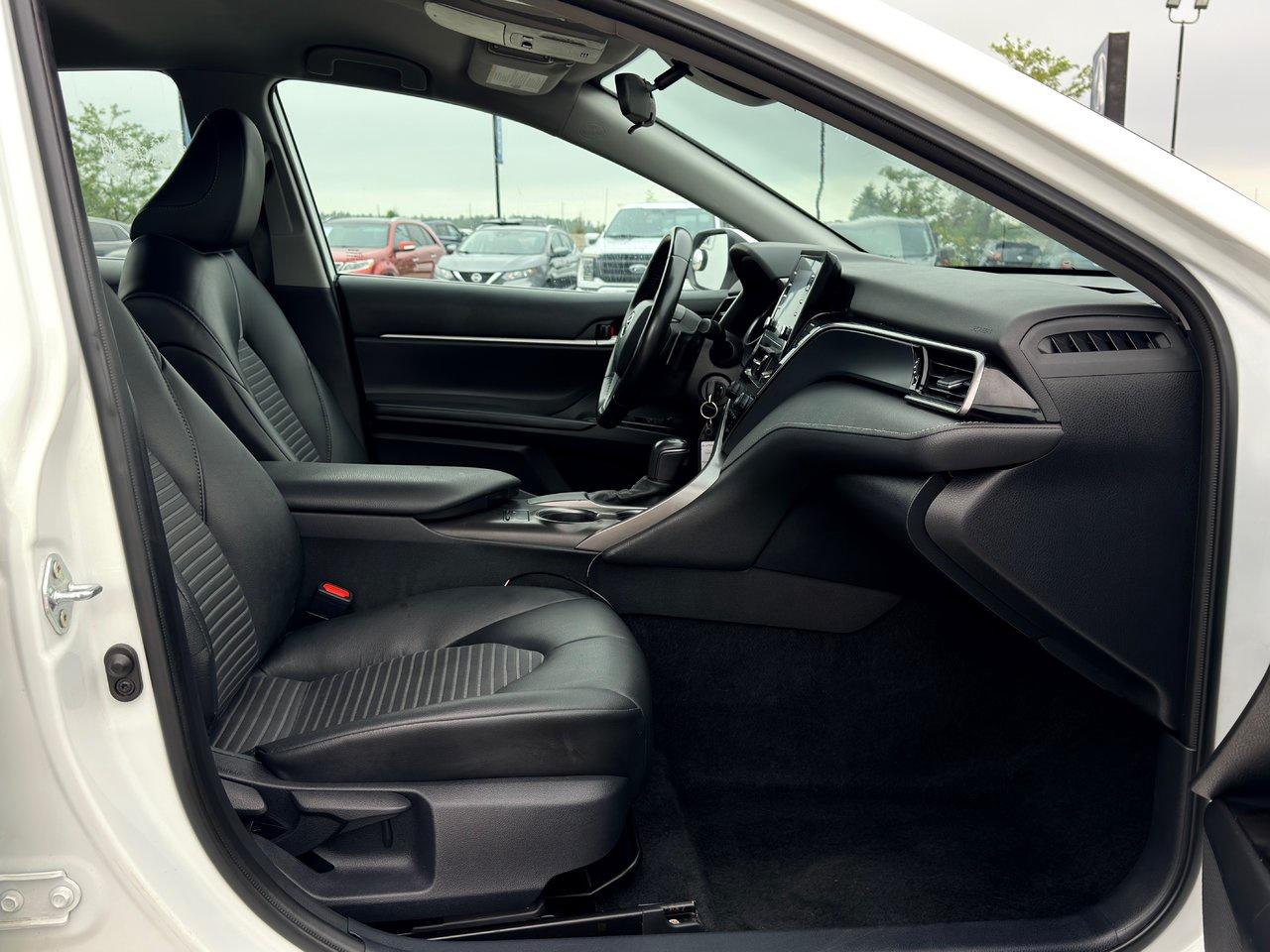 2023 Toyota Camry SE Photo