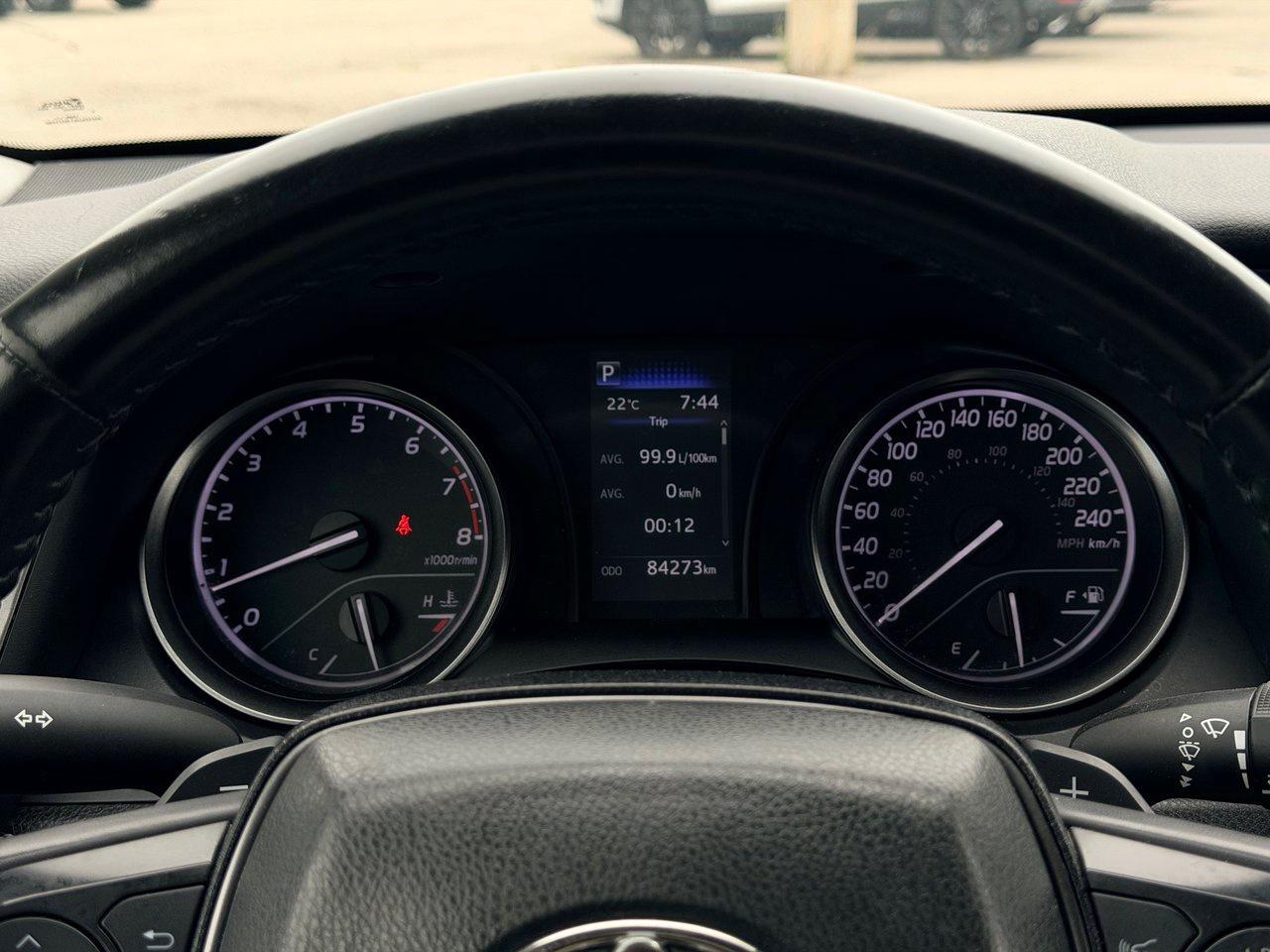 2023 Toyota Camry SE Photo
