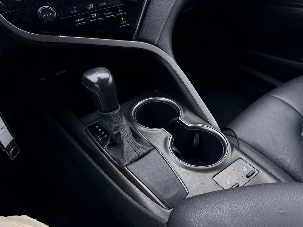 2023 Toyota Camry SE Photo