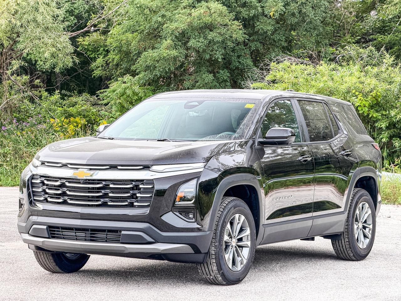 2027 Chevrolet Equinox AWD LT Photo
