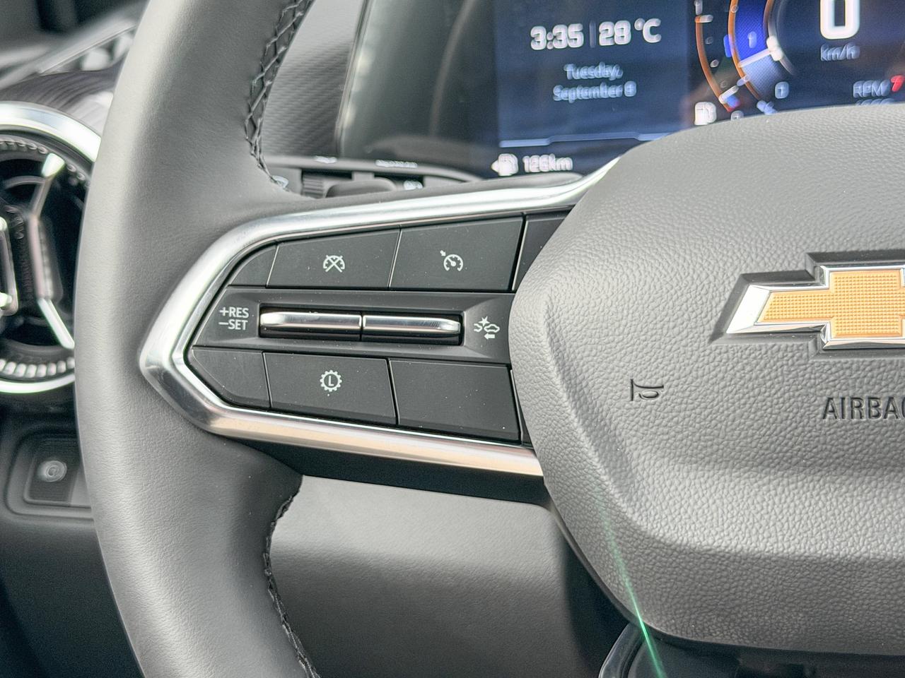2027 Chevrolet Equinox AWD LT Photo