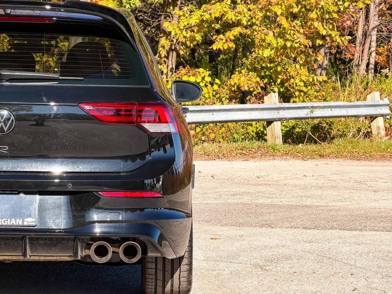 2026 Volkswagen Golf R BLACK EDITION Photo