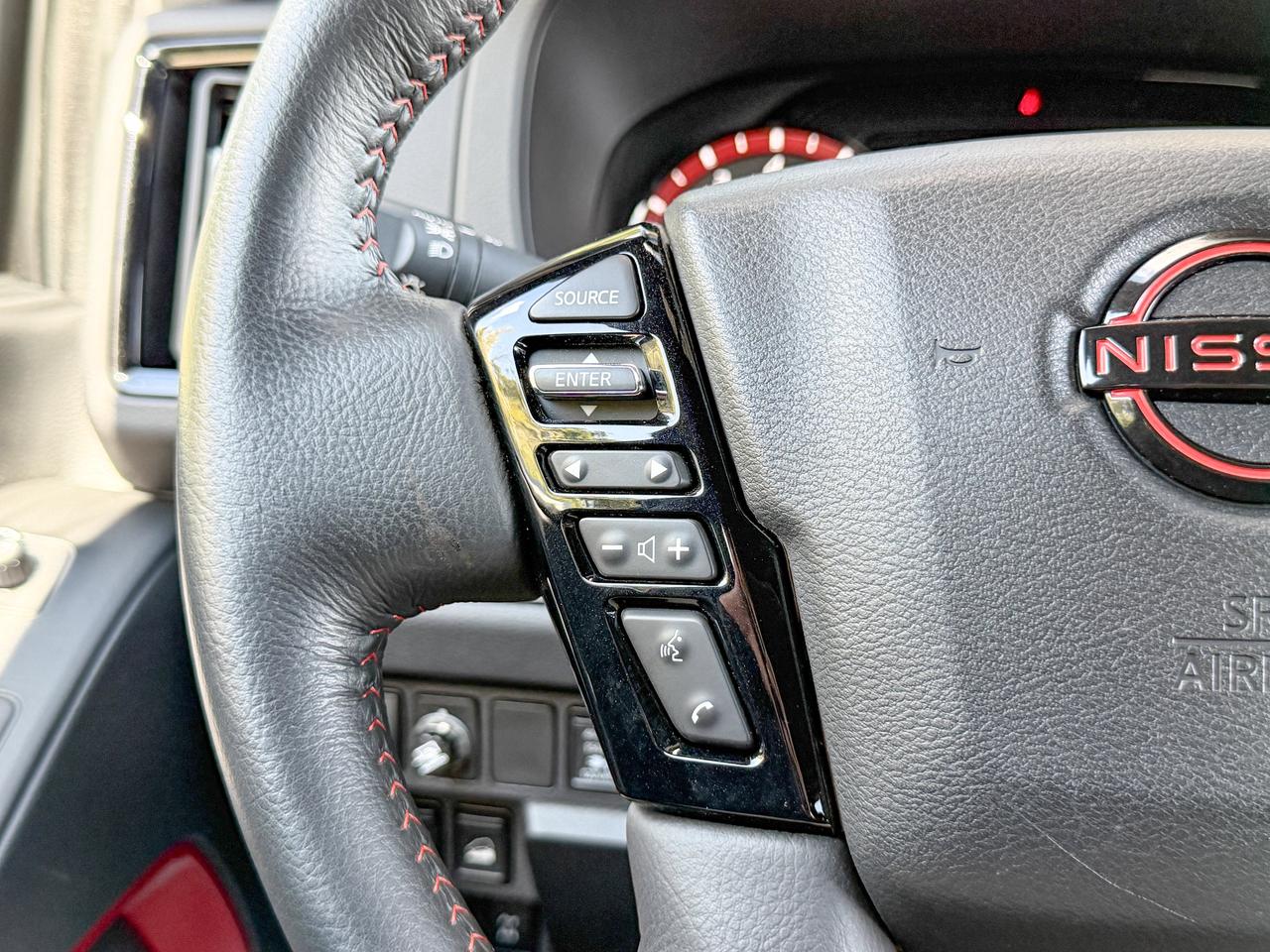 2025 Nissan Frontier Pro-4X Photo