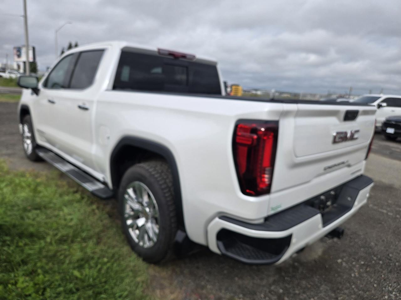 2025 GMC Sierra 1500 Denali Photo