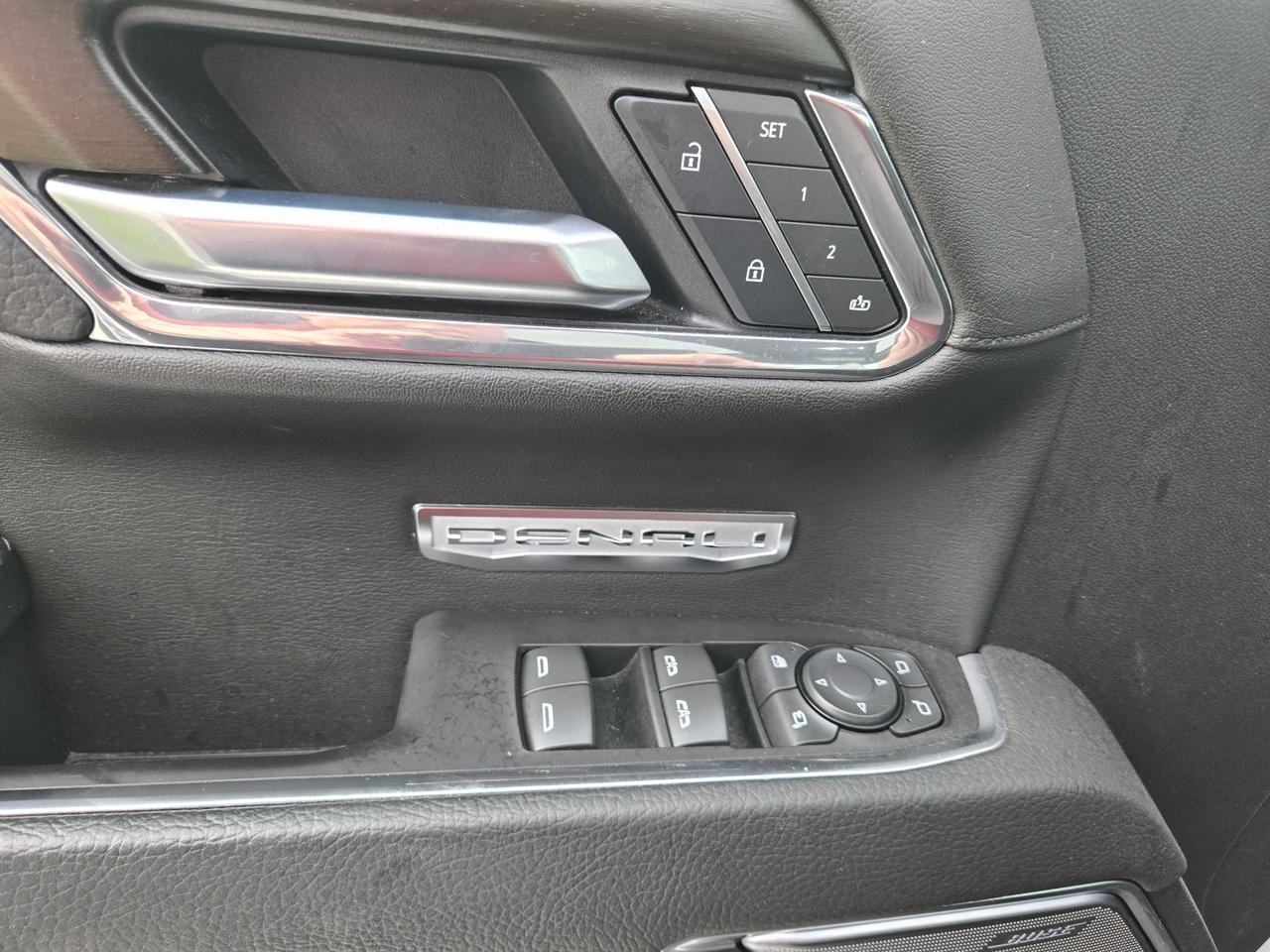 2025 GMC Sierra 1500 Denali Photo